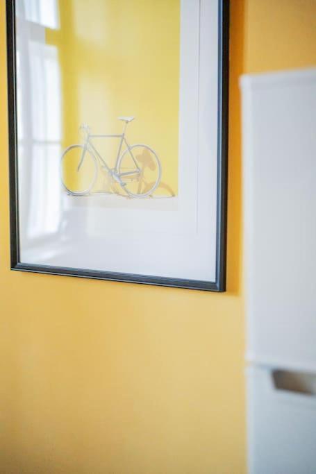 Zentrale Wohnung Fuer Entdecker Wenen Buitenkant foto